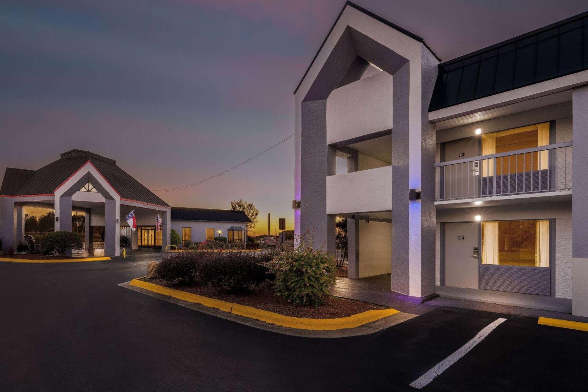 Hotel Super 8 By Wyndham Garysburg/Roanoke Rapids Exteriér fotografie